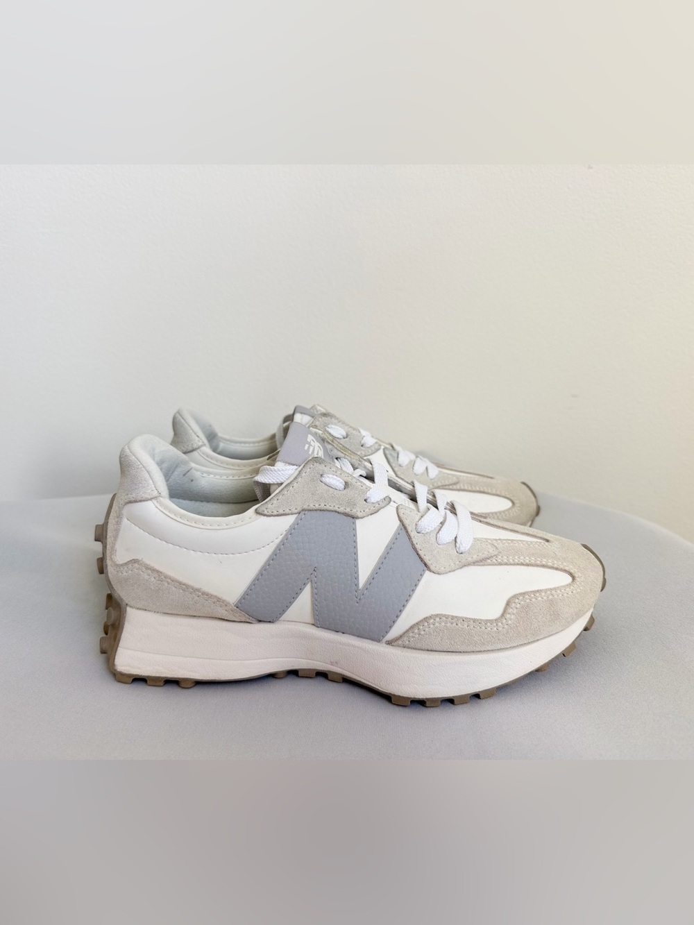 New Balance 327 Women’s Sea Salt Brighton Grey Sneakers